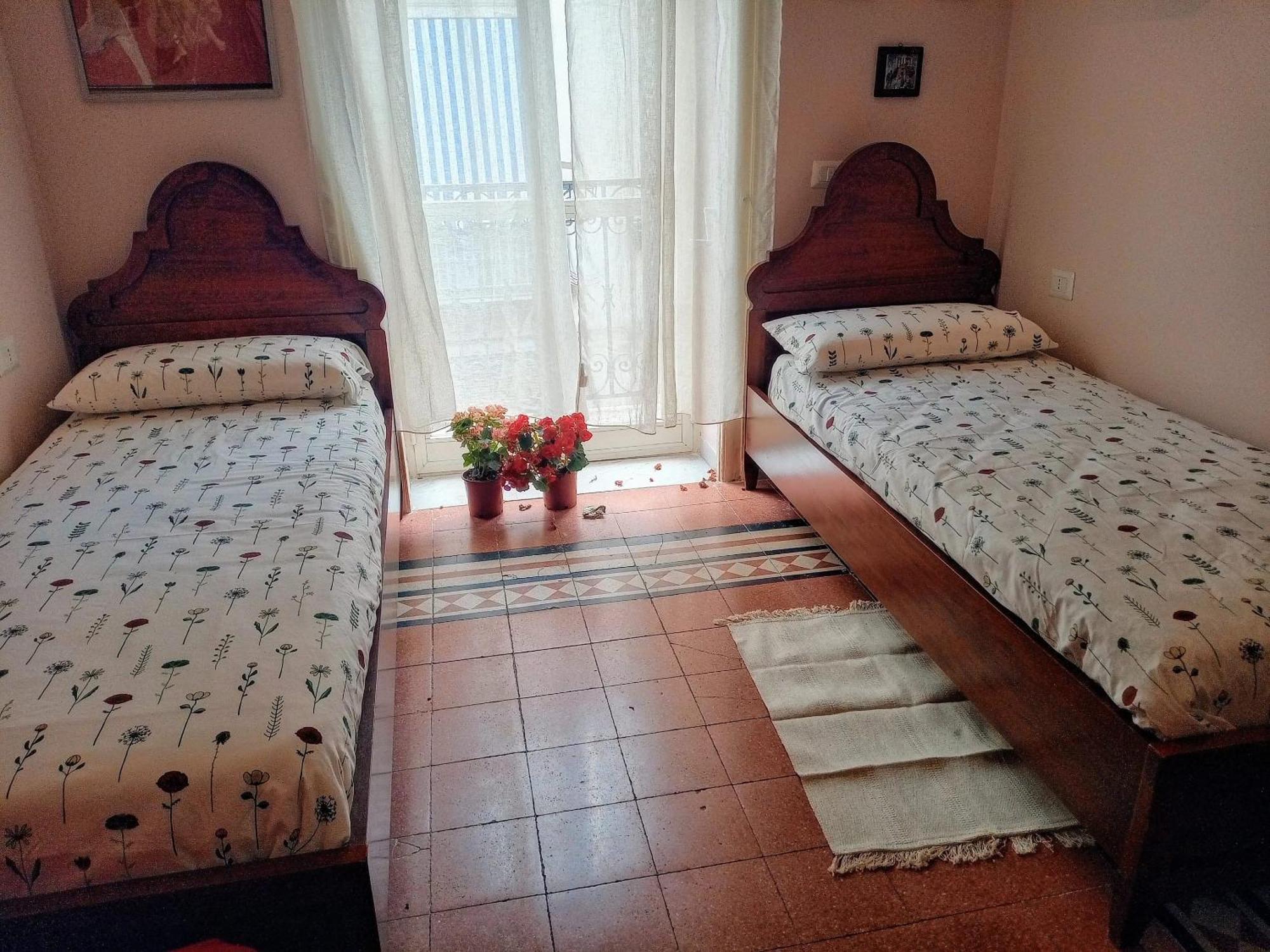 Appartement Bright 2-bedroom Near